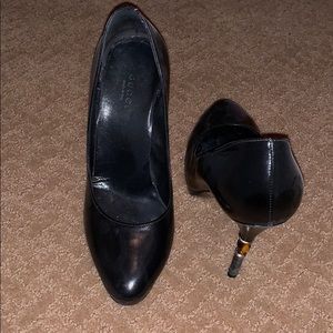 Gucci pumps